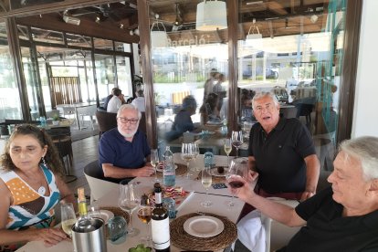 Emiliana Morales, Emilio Moreno, Jaime Gómez y José Ramón Morales en el Hotel Barceló.