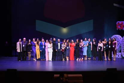 Foto familia del equipo Círculo Rojo.