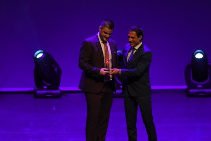 Fran López Castillo recibió el reconocimiento especial.