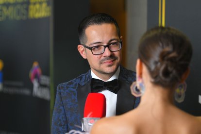 Alberto Cerezuela haciendo unas declaraciones.