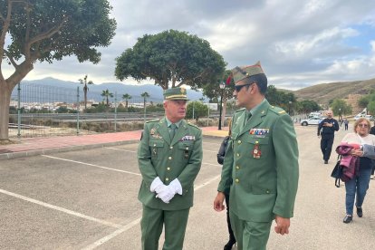 El general Melchor Marín y el cabo primero Casero.