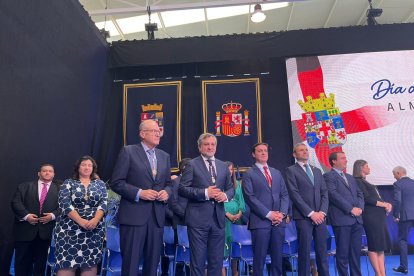 Diputados provinciales, el presidente, alcalde de Los Gallardos y un concejal.