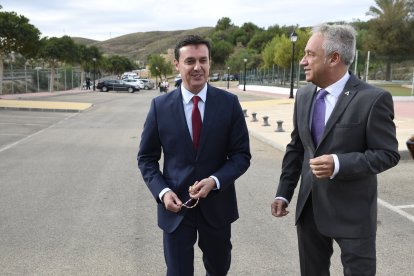 El presidente de la Diputación, Javier A. García.