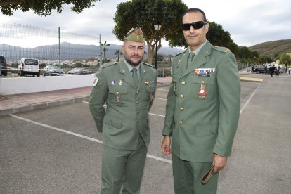 El cabo primero Lobato y el cabo primero Casero de La Desértica Tercio 3.