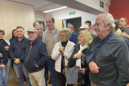 Militantes en la sede provincial.
