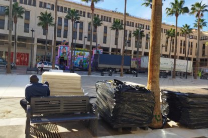 Ultimando detalles en el centro.