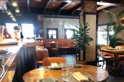 Barra de José Álvarez, en El Ejido. /Foto: África Mateo