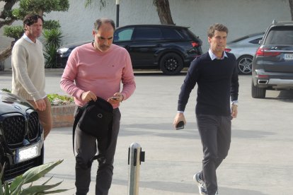 Rubi con Jaume Torras y Diego Tuero, miembros del cuerpo técnico.