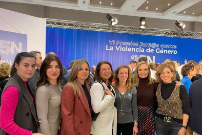 Populares almerienses en un acto del partido en Málaga.