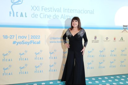 Loles León, a su llegada al Teatro Cervantes.