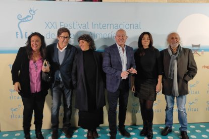 Puy Oria, Manuel Gómez Pereira, Elvira Mínguez, Moisés Rodríguez, Ana Álvarez y Montxo Armendáriz.