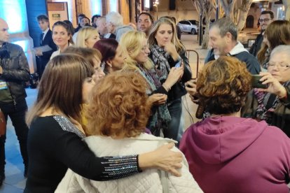 Loles León recibió el cariño de sus seguidores.