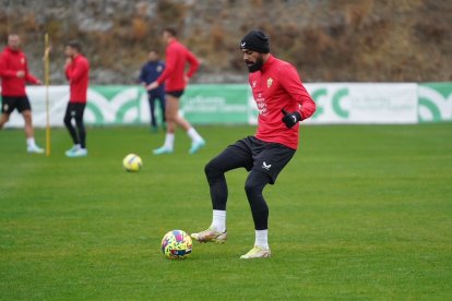 Samú Costa quiere reaccionar con la vuelta de la Liga.