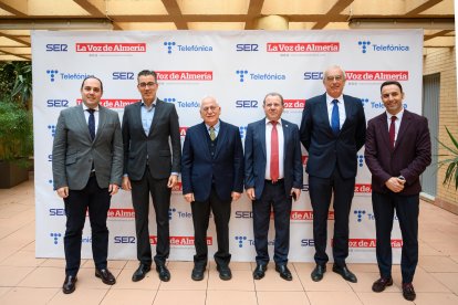 Sergio Arjona, Joaquín Segovia, José Luis Martínez, Jerónimo Parra, José Cano y Ricardo Céspedes.