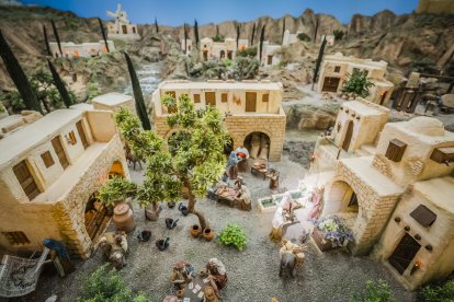 El Castillo de Santa Ana acoge un año más el Belén Municipal.