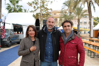 Organizadores y asistentes al mismo.