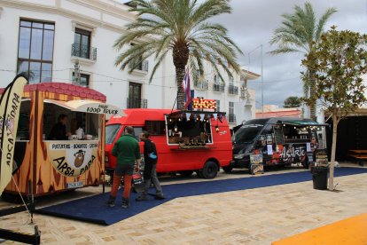 Algunas de las \'footrucks\' presentes.