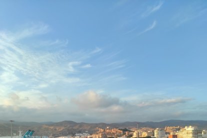 El Puerto de Almería y la Alcazaba, desde el Cable Inglés.
