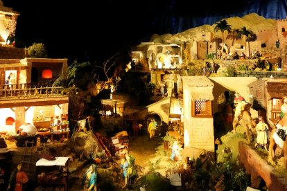 Belén en la iglesia de Adra.