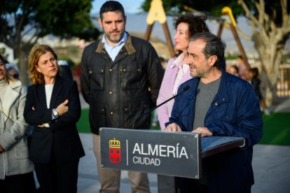 Se ha descubierto un monolito en su honor.