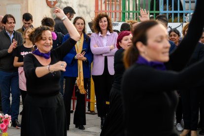 Homenaje a Carmen Mora.