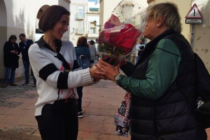 Gran asistencia al reparto de pascueros navideños en su primera jornada.