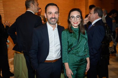 Juan Callejón y Esther Cano.