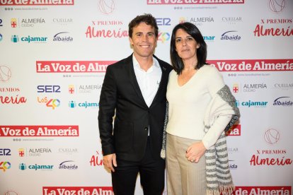 Joan Francesc Ferrer Sicilia, Rubi (entrenador de la UD Almería) y Sandra Gil.