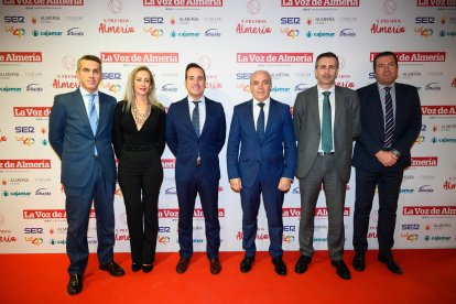 Pedro González, Laura Uclés, Manuel Icad, Juan Cayuela, Francisco Gonzálvez y Antonio Plaza, de Unicaja.