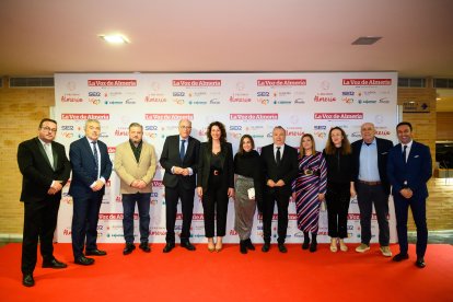 Olivier Martínez, Juan Fernández-Aguilar, Diego Cruz, Eugenio Gonzálvez, María del Mar Vázquez, Laura Martínez, Pedro M. de la Cruz, Lorena Nieto, Antonia S. Villanueva y Ricardo Céspedes.