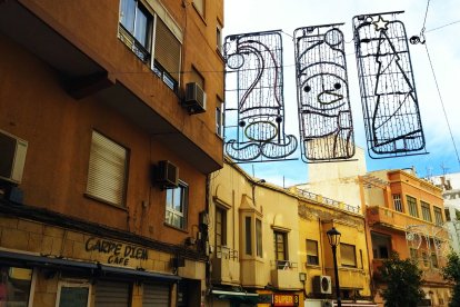 Luces en el centro de la ciudad.