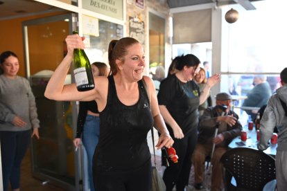 Alegría desbordada en la churrería Amanecer.