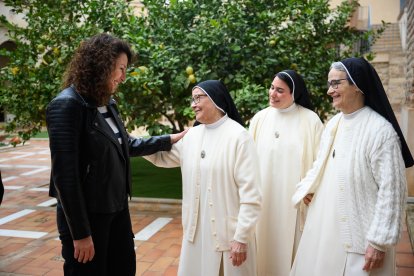 La alcaldesa visitó a distintas congregaciones religiosas.