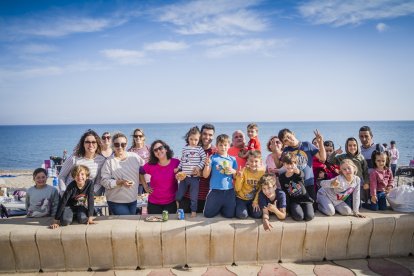 Foto de una concurrida moraga facilitada por el Ayuntamiento de Roquetas de Mar.