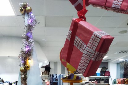 Decoración en una zapatería.