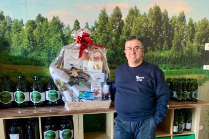 Ganador de la cesta ALMAZARA DE LAUJAR, entregada en Alpuoliva.