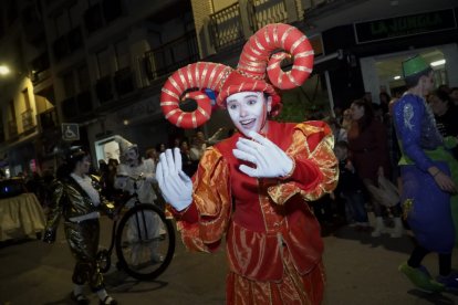 Magia y fantasía en la Cabalgata de Adra.