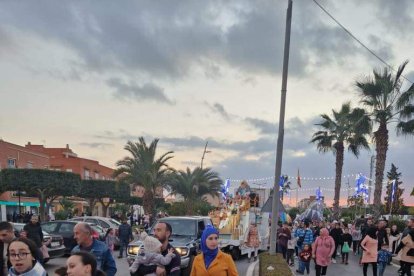 Cientos de personas asistieron a la Cabalgata de San Isidro.