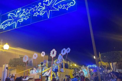 Cientos de personas asistieron a la Cabalgata de San Isidro.