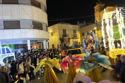 Así lucen las calles de Gádor durante su desfile de Reyes Magos.
