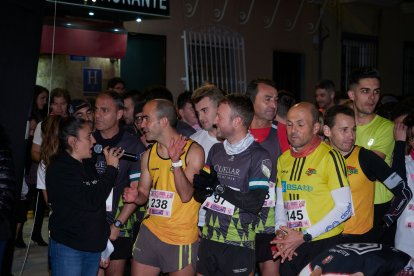 Corredores al inicio de la prueba.