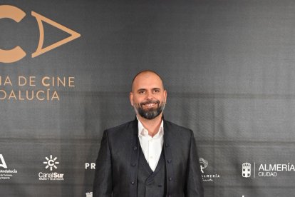 Alexis Morante, nominado a dirección y guion adaptado por El universo de Óliver.