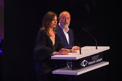 Cuca Escribano y Chema del Barco presentaron un vídeo sobre los profesionales del cine andaluz desaparecidos en el último año.