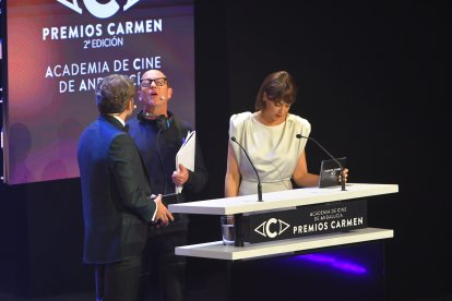 Kikín Fernández con Salva Reina y Belén Cuesta.