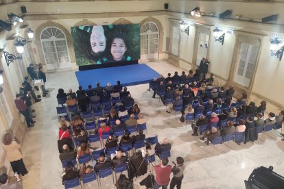 Panorámica general del Patio de Luces de la Diputación Provincial del Almería.