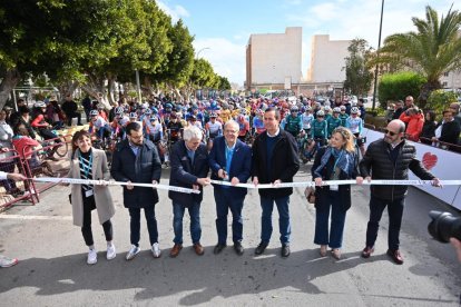 Corte de cinta en Vícar.
