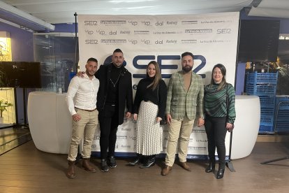 Manuel Tudela de Textil, Fabio Guerrero de Garaje 340, Beatriz Villaluenga de CM2000, Ismael Durán Ukelele Hawaii Food y Laia Morales de Bexperience.