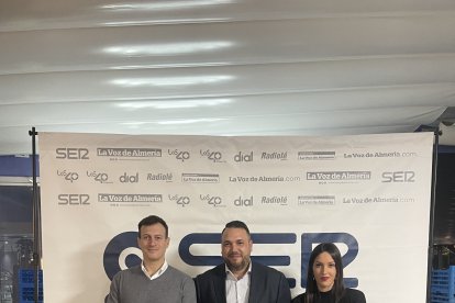 José Miguel Vizcaíno, Ejecutivo Comercial-Responsable de publicidad Digital junto a Álvaro González y Gema Boga de Grupo Cibeles.