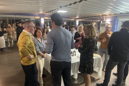 Jueves 16 de febrero en el restaurante Catamarán.