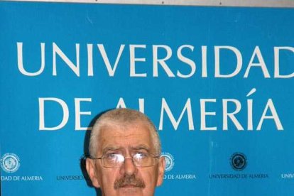 Hermelindo Castro Nogueira. Especial trayectoria.